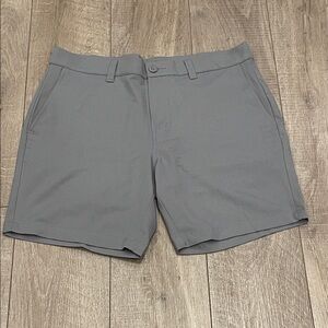 Travis Mathew Men's Golf Flat Front Zip Gray Style Shorts Size 34
